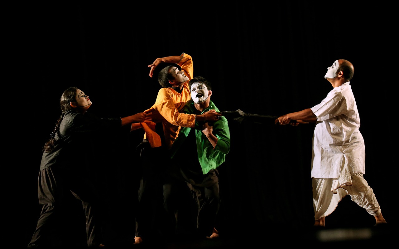 Komedia na scenach warszawskich